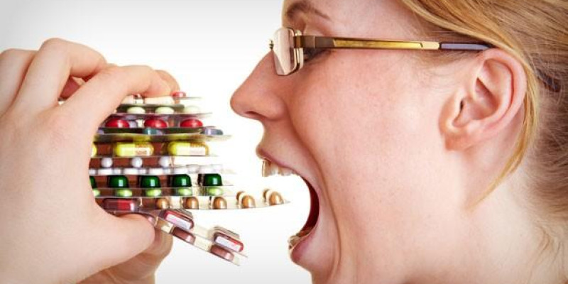 BRASIL TEM CULTURA DE EXAGERO NO USO DE MEDICAMENTOS